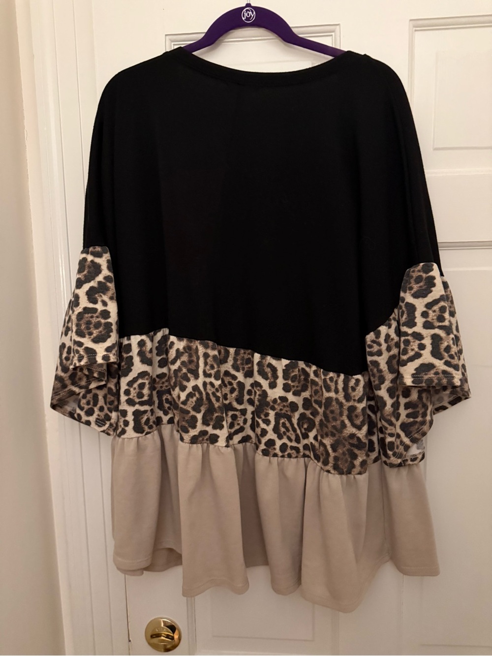 Chic Soul Black & Beige Leopard Tiered Tunic - Picture 2 of 2